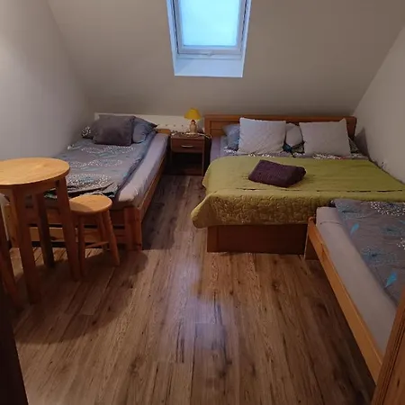 Privat bolig Farcik Pokoje Goscinne *