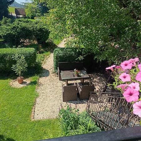 Farcik Pokoje Goscinne Privat bolig Nowa Wies (Klodzko)