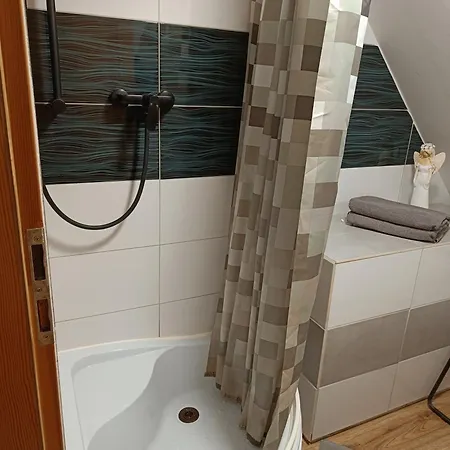 Privat bolig Farcik Pokoje Goscinne Nowa Wies (Klodzko)